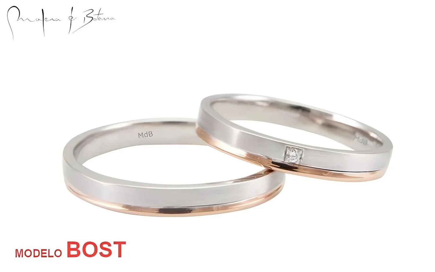 Par de anillos de boda en oro amarillo 18K de perfil bajo, uno liso y otro con una piedra solitaria engastado al ras modelo bost
