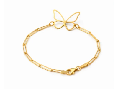 Pulsera de oro con mariposa minimalista y diseño elegante